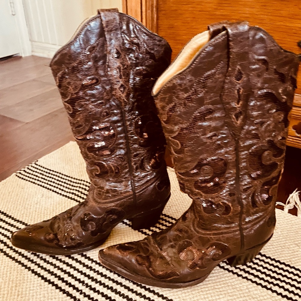 Corral woman’s sequin inlay western boots